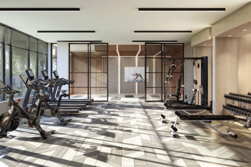 Dundas-St-Oakville-The-Butler-Condos-Fernbrook-Homes-modern-fitness-centre-yoga-centre