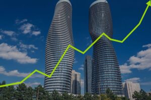 7 reasons Why Investors Should Consider Downtown Mississauga? | Condo tower