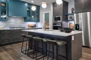 Chinook Gate Front Garage Conventional Home Kitchen[1]