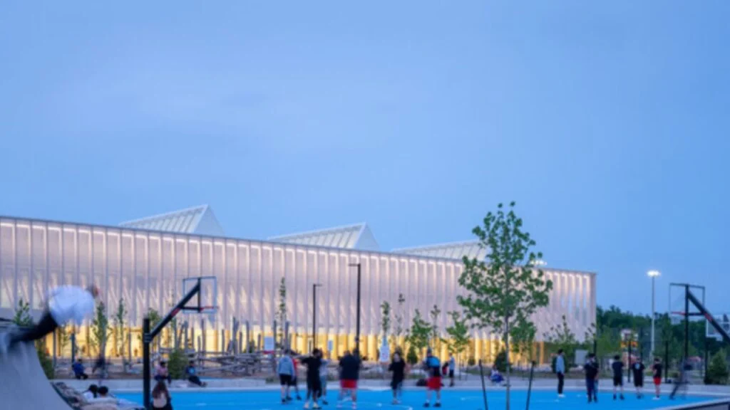 Churchill Meadows Community Centre