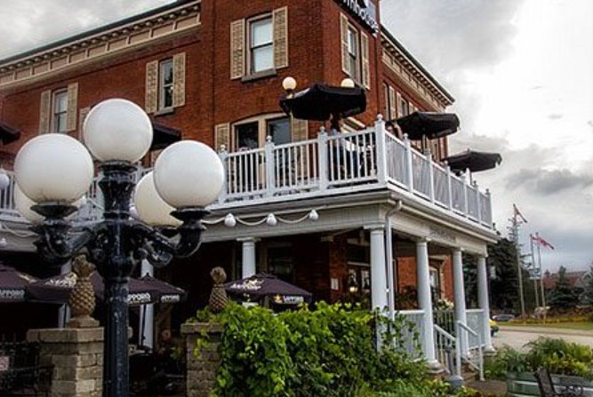 The Farmhouse Resturant