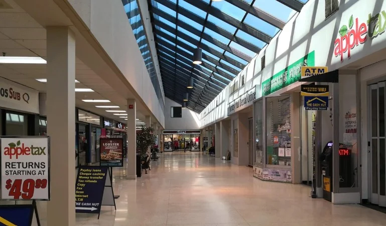 Whitby Mall
