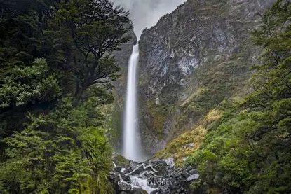 Devil's Punchbowl Conservation Area Dramatic waterfall and escarpment lookout.